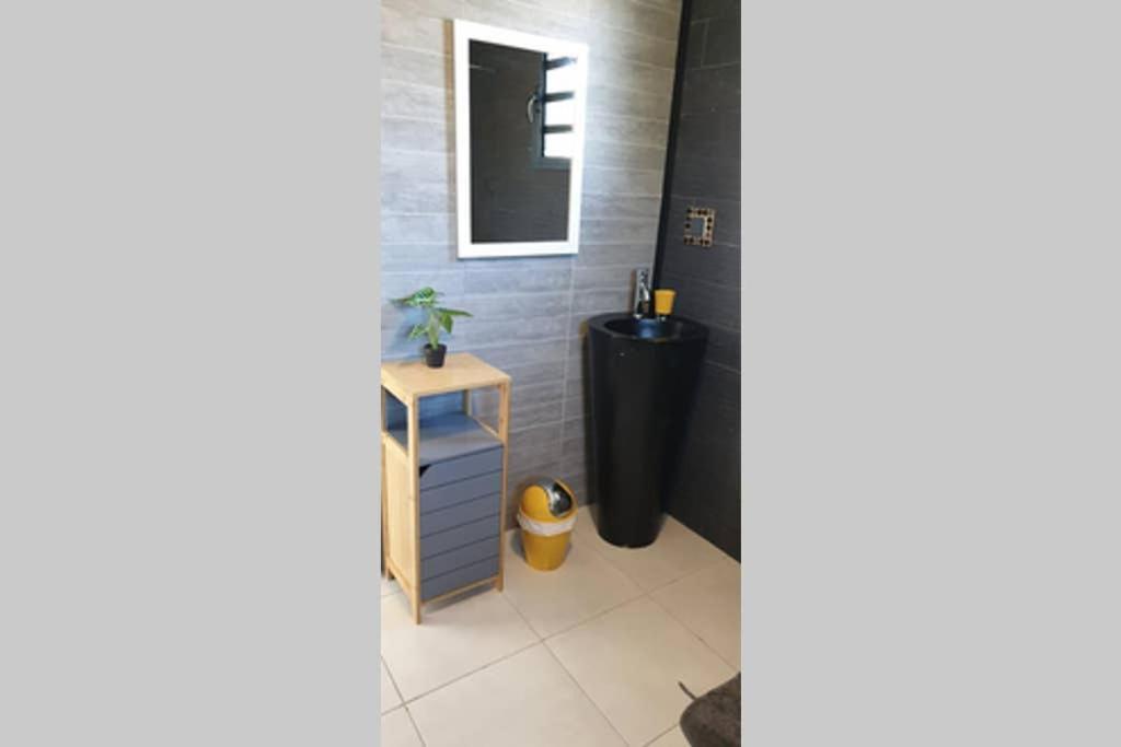 La caz' à Chisy Villa Cilaos Ngoại thất bức ảnh
