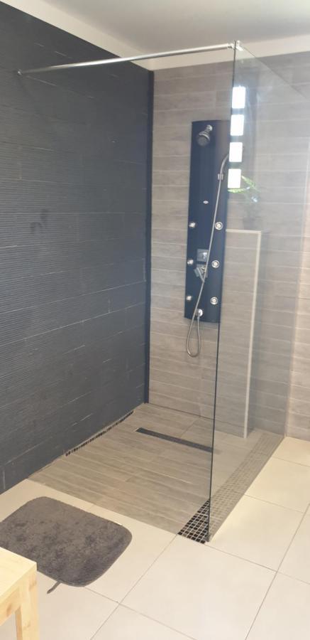La caz' à Chisy Villa Cilaos Ngoại thất bức ảnh